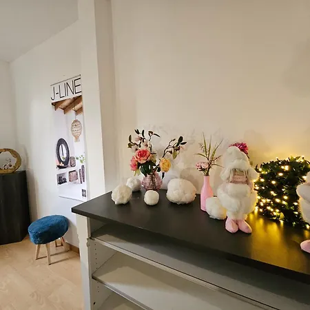 Les Cigogneaux-colmar-t2- Paisible- Garage Prive *